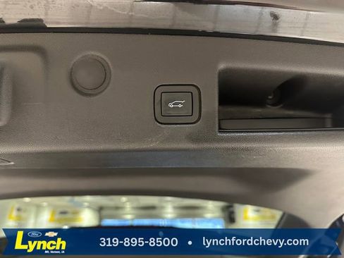 Used 2024 Chevrolet Equinox LT AWD/4WD image 17