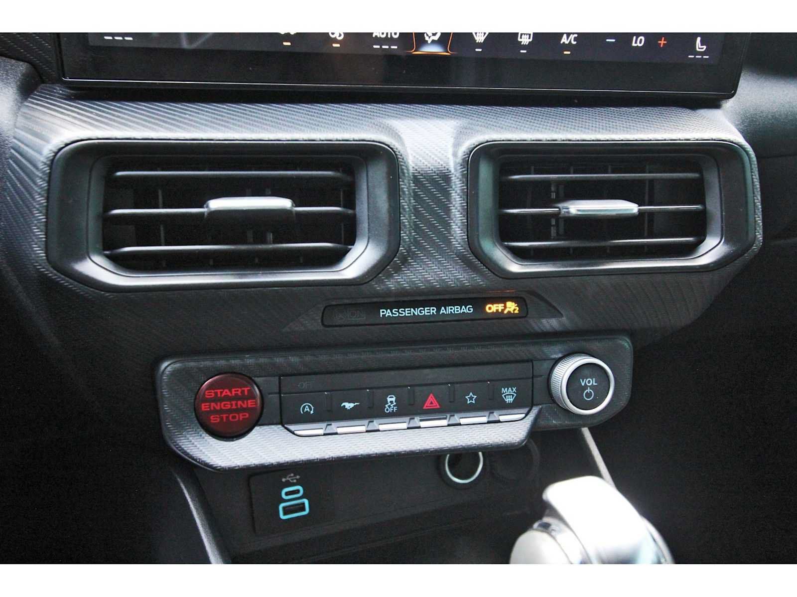 Used 2025 Ford Mustang Coupe RWD image 20