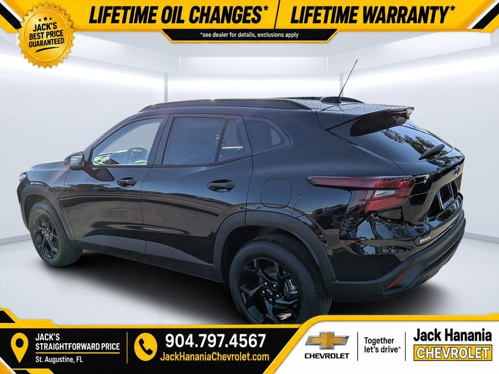 New 2026 Chevrolet Trax LT w/ Driver Confidence Package FWD image 5