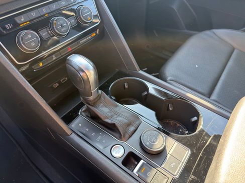 Used 2019 Volkswagen Atlas SEL image 31