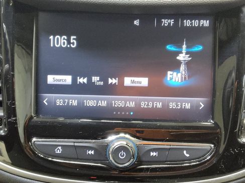 Used 2017 Chevrolet Trax LS AWD/4WD image 25