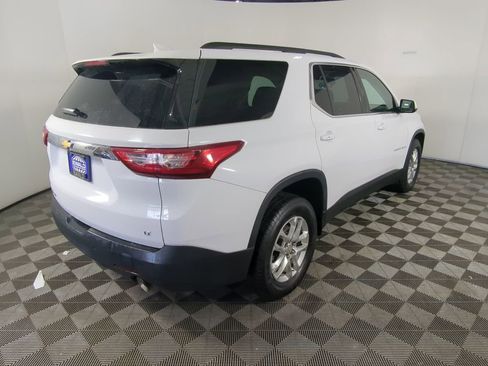 Used 2020 Chevrolet Traverse LT w/ Driver Confidence II Package image 10