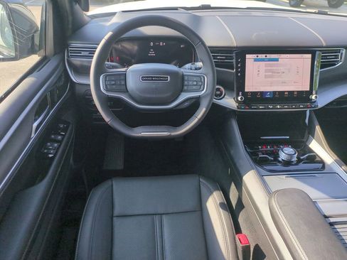 New 2026 Jeep Grand Wagoneer Limited AWD/4WD image 17