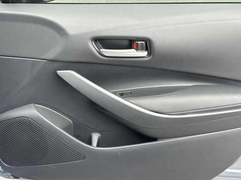 Used 2021 Toyota Corolla SE image 16