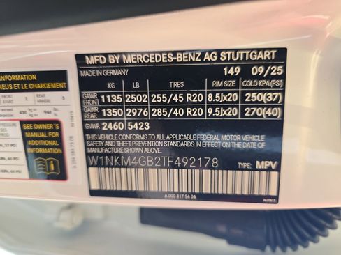 New 2026 Mercedes-Benz GLC 300 image 36