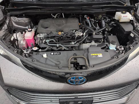 Certified 2022 Toyota Sienna Platinum FWD image 22