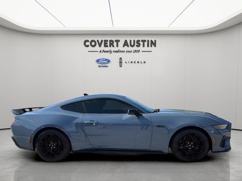 Used 2024 Ford Mustang GT Premium w/ GT Performance Package RWD image 6