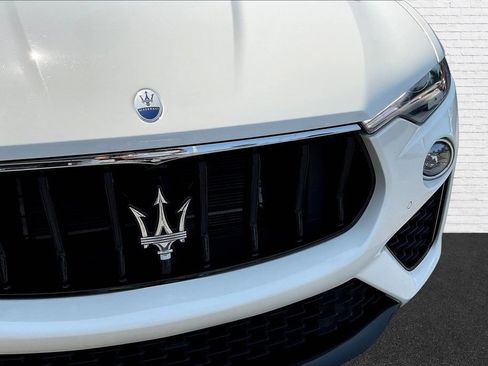 Used 2022 Maserati Levante Modena AWD/4WD image 31
