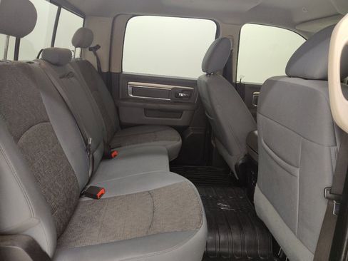 Used 2017 RAM 1500 Big Horn RWD image 19