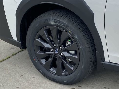 Used 2025 Subaru Outback Onyx Edition image 12