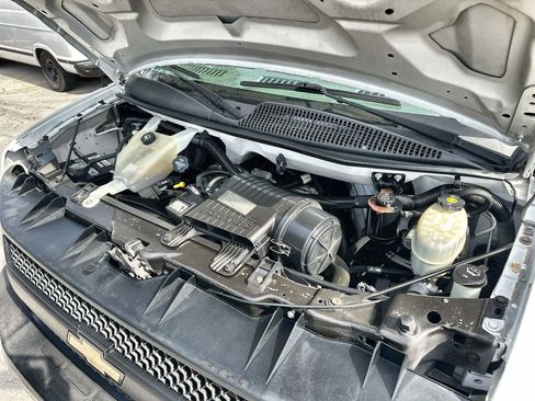 Certified 2014 Chevrolet Express 2500 Work Van w/ Cold Climate Package image 28