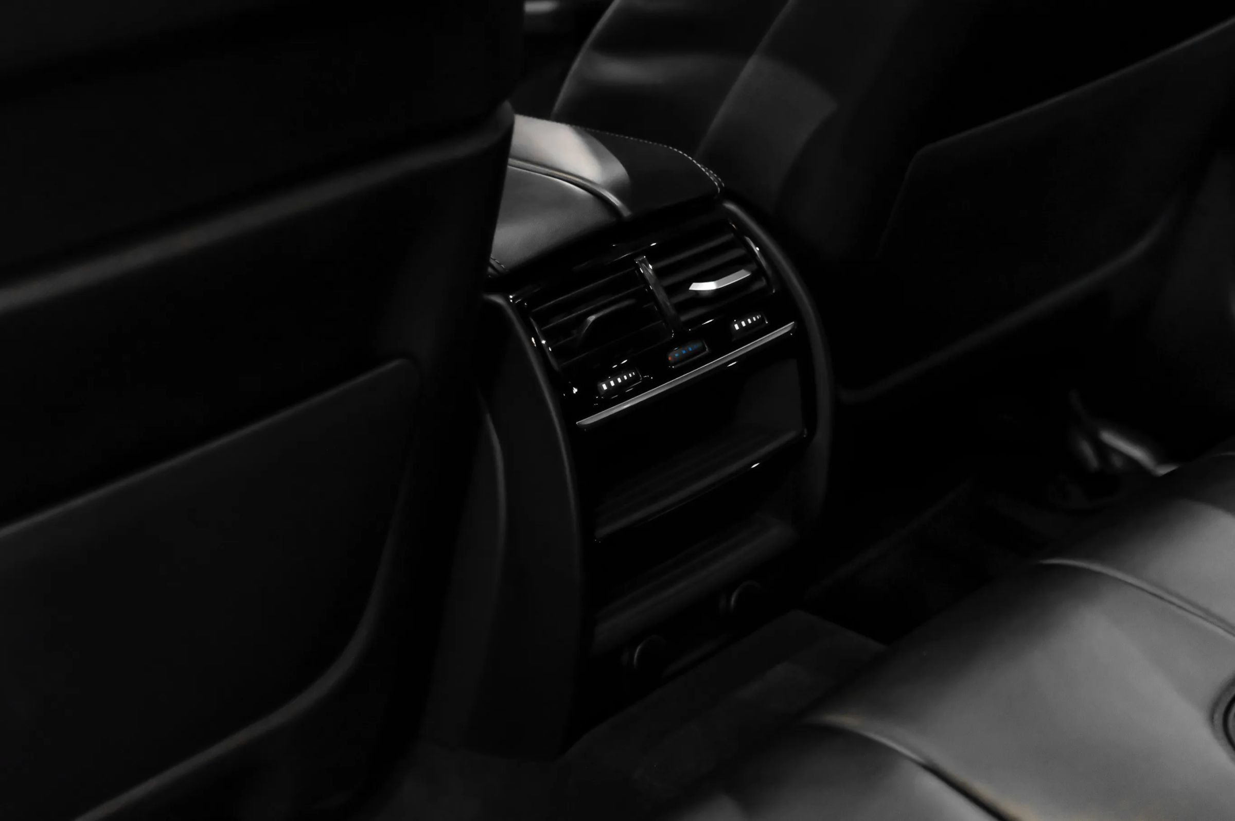 Used 2017 BMW 540i RWD image 40
