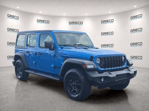 Used 2024 Jeep Wrangler Unlimited Sport AWD/4WD image 1