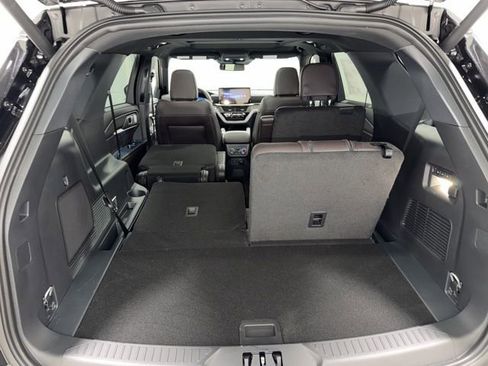 New 2026 Ford Explorer Platinum w/ LUX Leather Package image 38