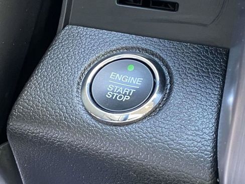 Used 2018 Ford Expedition Platinum RWD image 34