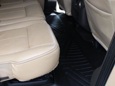 Used 2011 Ford F350 Lariat w/ Lariat Interior Pkg AWD/4WD image 27