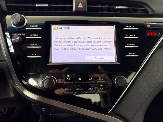 Used 2018 Toyota Camry LE FWD image 23