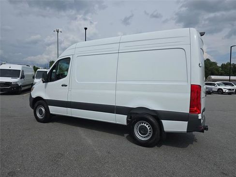 New 2025 Mercedes-Benz Sprinter 2500 image 9