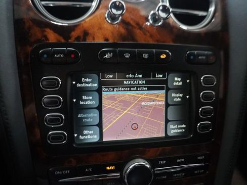 Used 2008 Bentley Flying Spur Flying Spur image 16