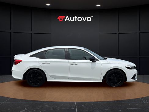 Used 2023 Honda Civic Sport image 6