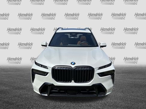 Certified 2025 BMW X7 xDrive40i w/ M Sport Package AWD/4WD image 6