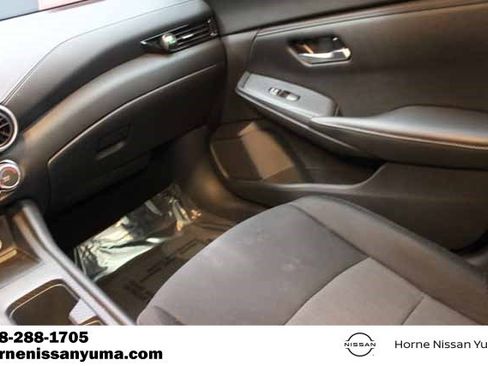 Used 2024 Nissan Sentra SV image 11