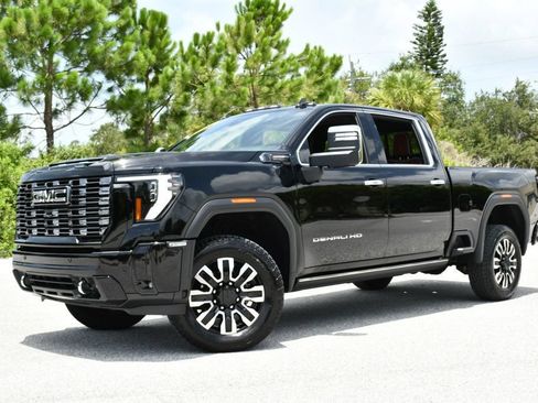 Used 2026 GMC Sierra 2500 Denali Ultimate w/ Max Trailering Package AWD/4WD image 22
