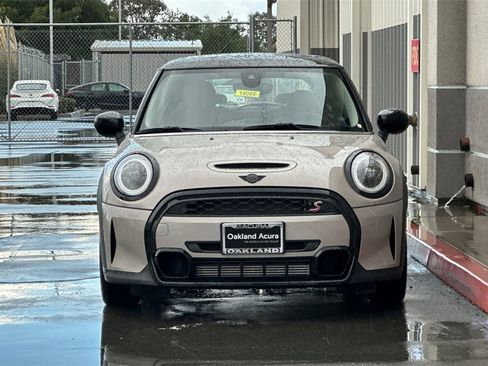 Used 2023 MINI Cooper S w/ Signature Upholstery Package image 9