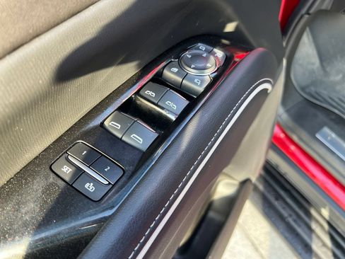 Used 2024 Cadillac Escalade Luxury w/ LPO, Floor Liner Package AWD/4WD image 12