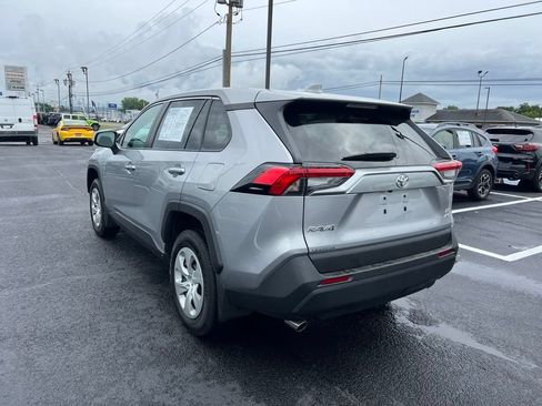Used 2024 Toyota RAV4 LE AWD/4WD image 3