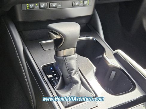 Used 2024 Lexus ES 350 w/ Premium Package image 17