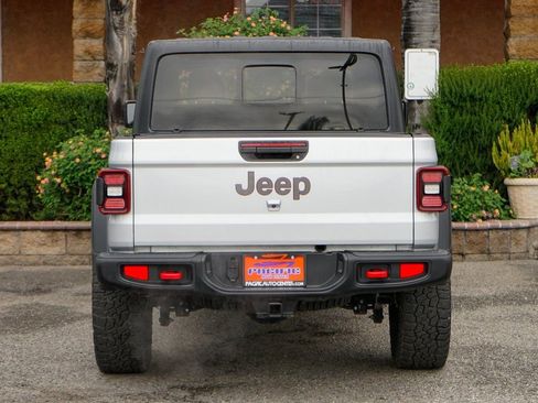 Used 2024 Jeep Gladiator Rubicon w/ Convenience Group image 7