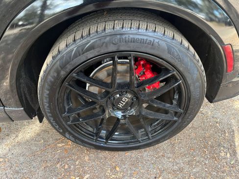 Used 2023 Ford Mustang Mach-E GT image 28