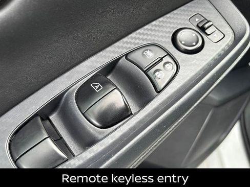 Certified 2024 Nissan Sentra SV FWD image 9