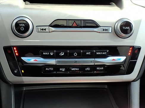 Certified 2023 Ford Explorer XLT w/ Equipment Group 202A image 20