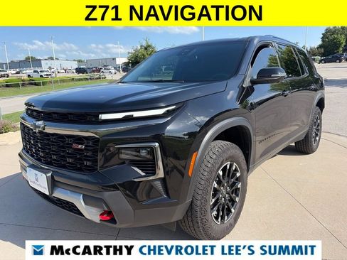 Used 2024 Chevrolet Traverse Z71 AWD/4WD image 4