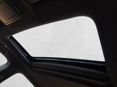 Used 2025 Honda CR-V Sport-L image 15