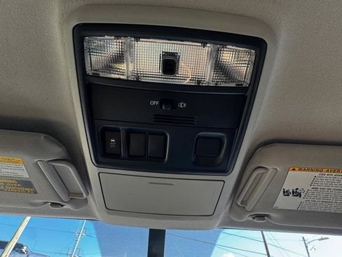 Used 2018 Toyota 4Runner SR5 image 24