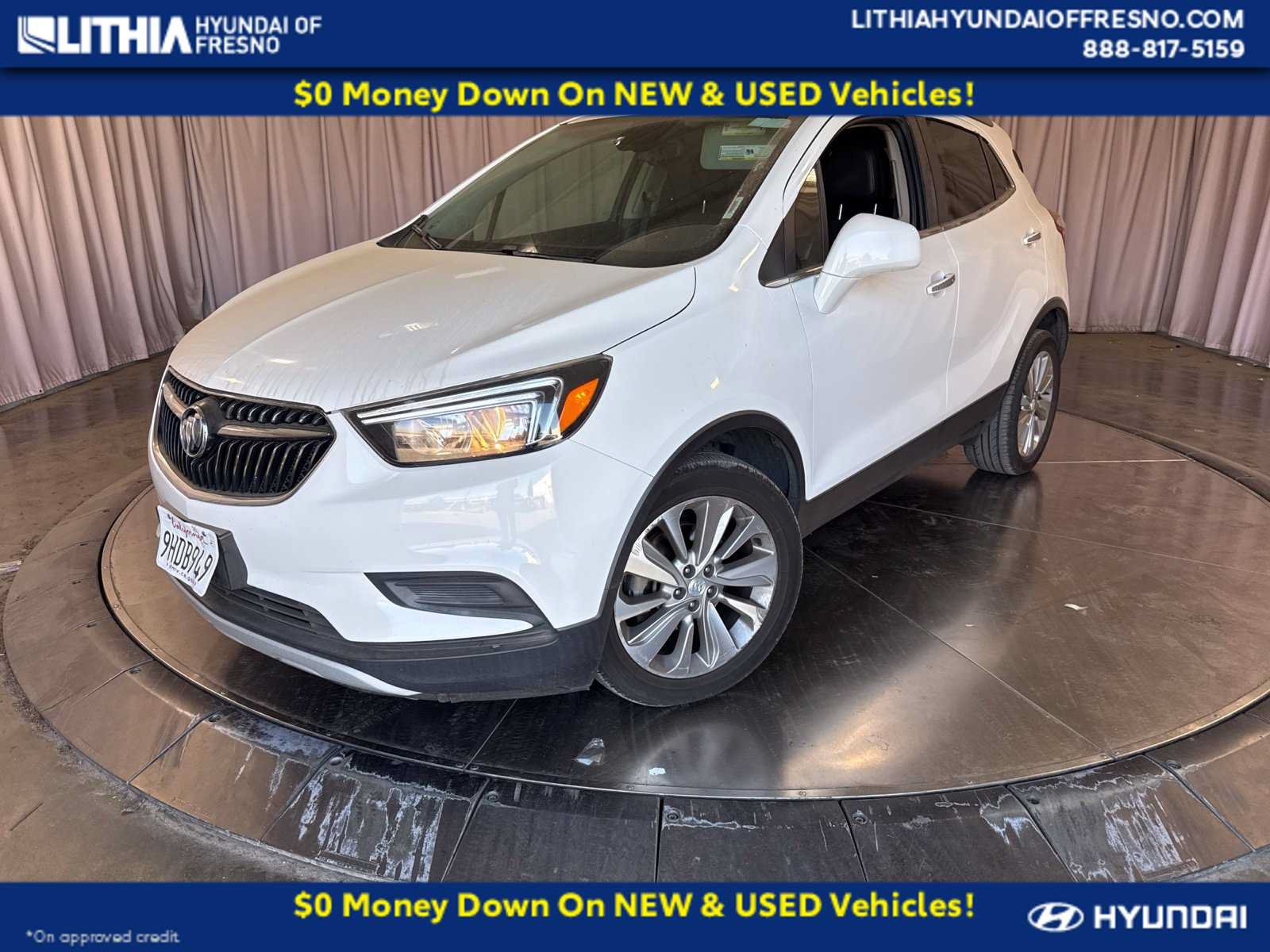 Used 2020 Buick Encore Preferred FWD image 1