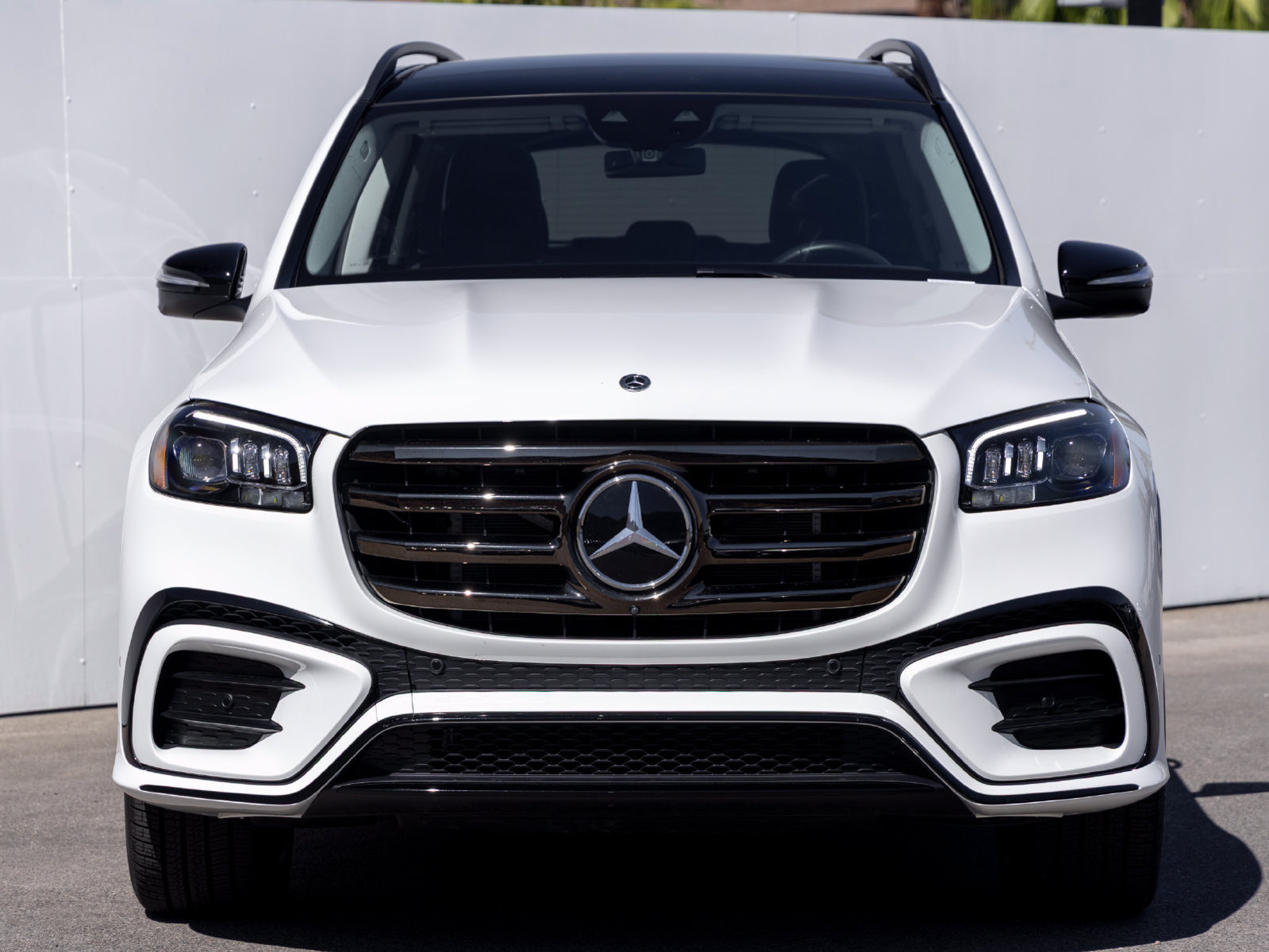 Certified 2026 Mercedes-Benz GLS 450 4MATIC image 3