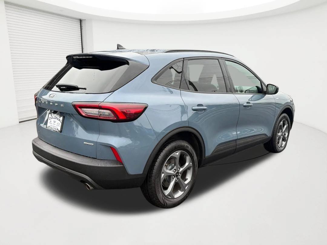 Used 2025 Ford Escape ST-Line Select AWD/4WD image 5