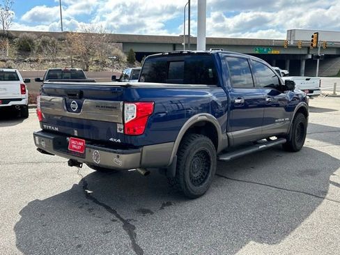 Used 2018 Nissan Titan Platinum Reserve w/ Platinum Utility Package AWD/4WD image 8