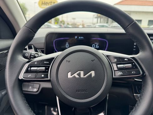 Used 2025 Kia Seltos S image 25