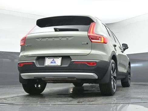 Used 2025 Volvo XC40 B5 Ultra w/ Climate Package AWD/4WD image 42