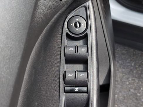 Used 2018 Ford Focus SE image 16