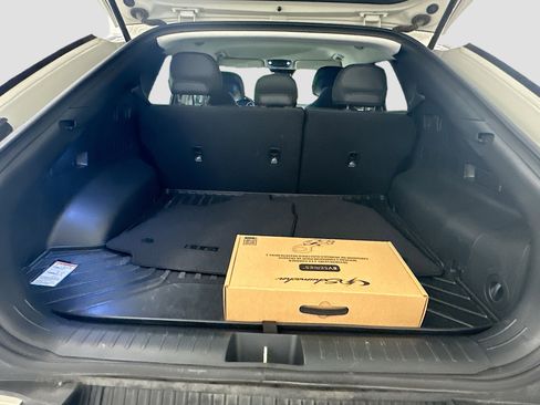 Used 2024 Kia EV6 Light image 29