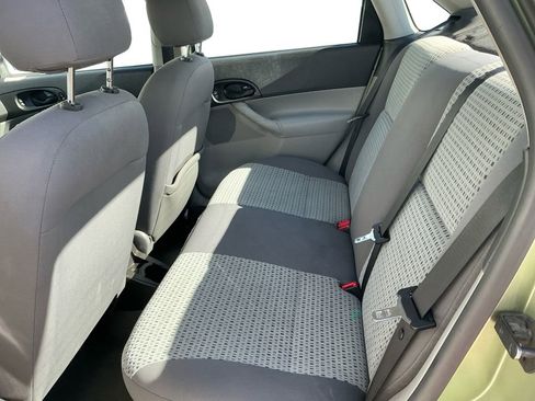 Used 2007 Ford Focus S FWD image 22