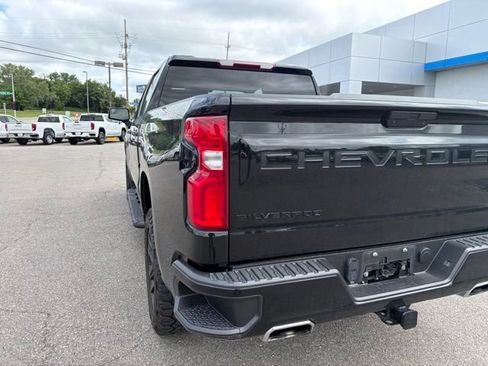 Used 2021 Chevrolet Silverado 1500 LT Trail Boss w/ LPO, Dark Essentials Package AWD/4WD image 22