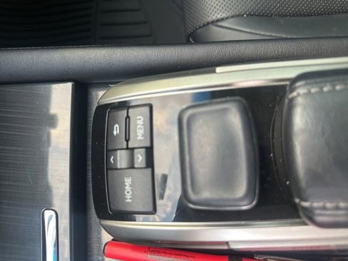 Used 2016 Lexus GS 200t image 19