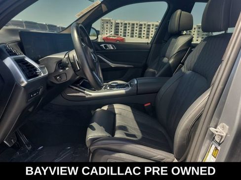 Used 2024 BMW X7 M60i AWD/4WD image 15